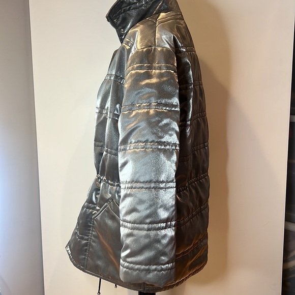 St John Sz 6-8 Petite Silver Fleece Lines Parka Snap Closure Jacket Coat - Picture 4 of 13